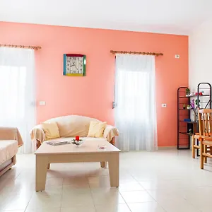 Work-friendly Apartments, Sarande